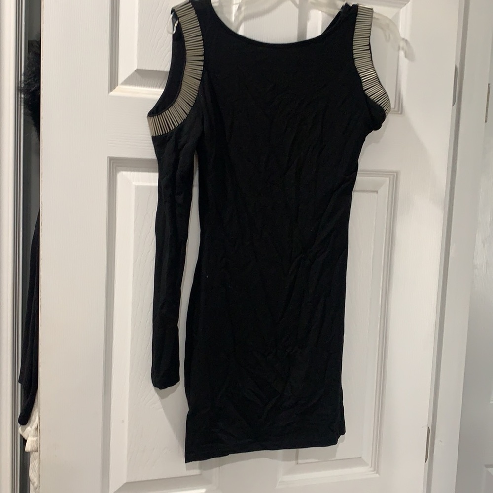 Dress - Picture 5 of 5